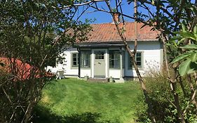 Enkoeping Cottage
